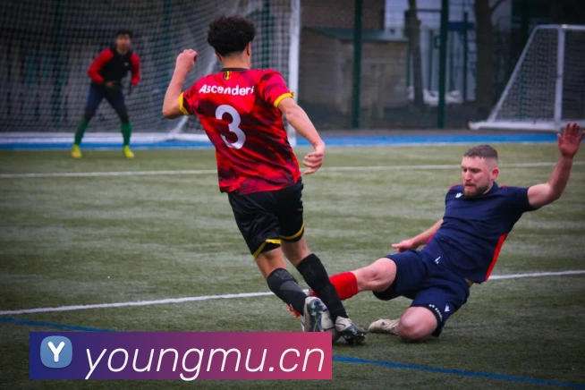 c罗壁纸带字，超燃呈现足坛传奇风采